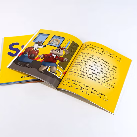 Libro/catalogo per stampa su carta con copertina morbida per accessori musicali